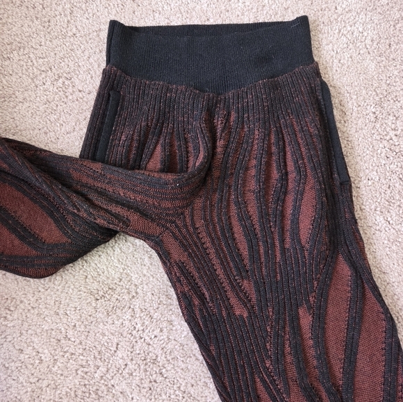 Nike Yoga ADV Knit Jogger Therma Pants High Rise Wool Blend Pockets size Small - Picture 10 of 16